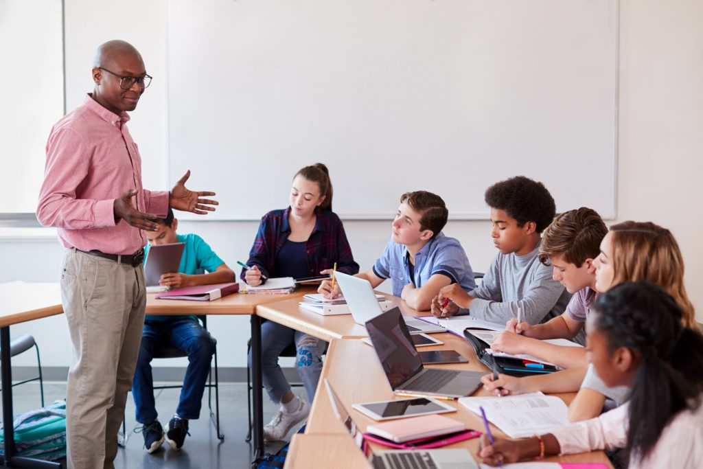Pros and Cons of Implementing Yearly Device Collection in K-12 Schools